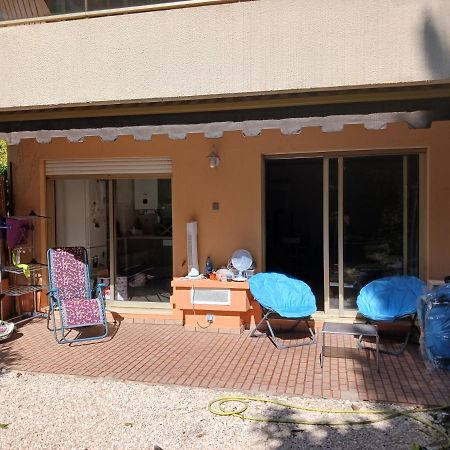 Rez-De-Jardin Grand Studio Appartamento Cros-de-Cagnes Esterno foto