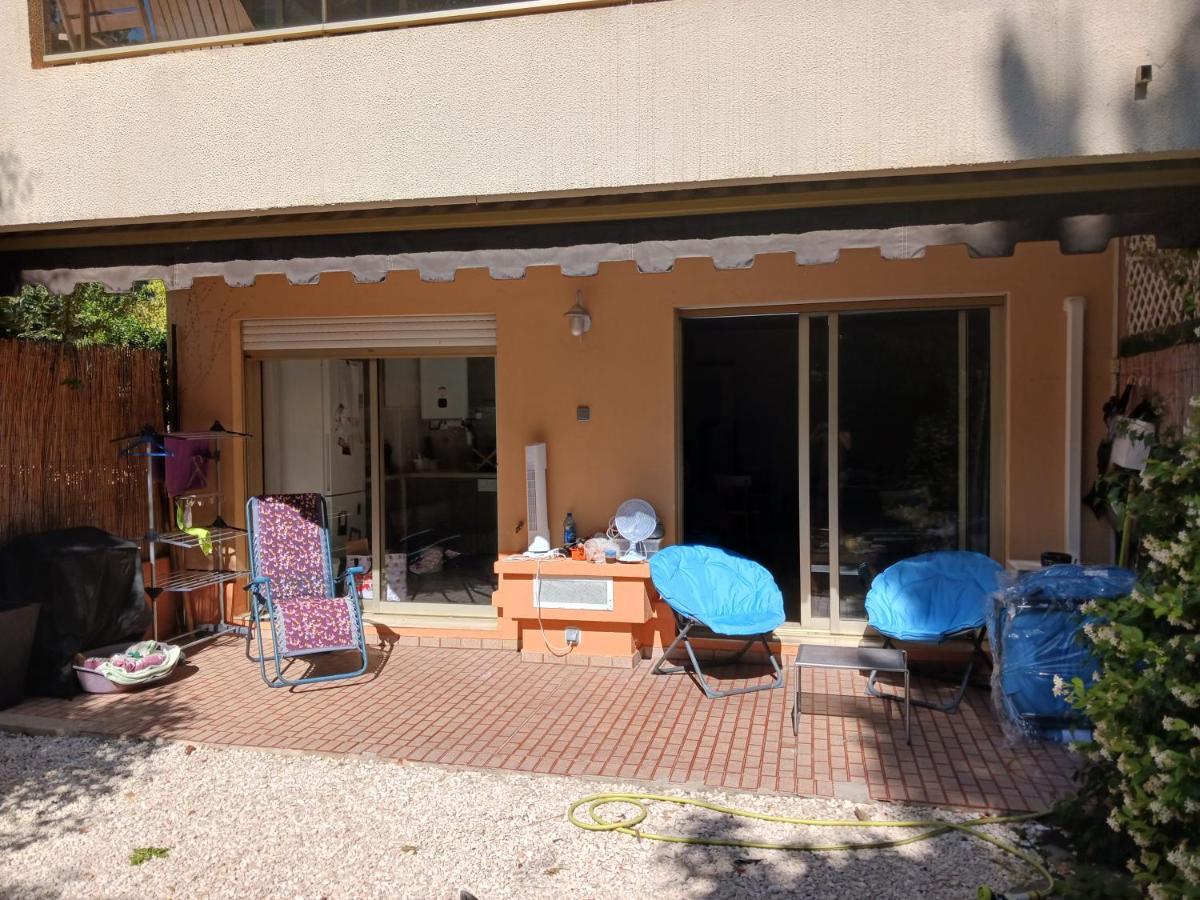 Rez-De-Jardin Grand Studio Appartamento Cros-de-Cagnes Esterno foto